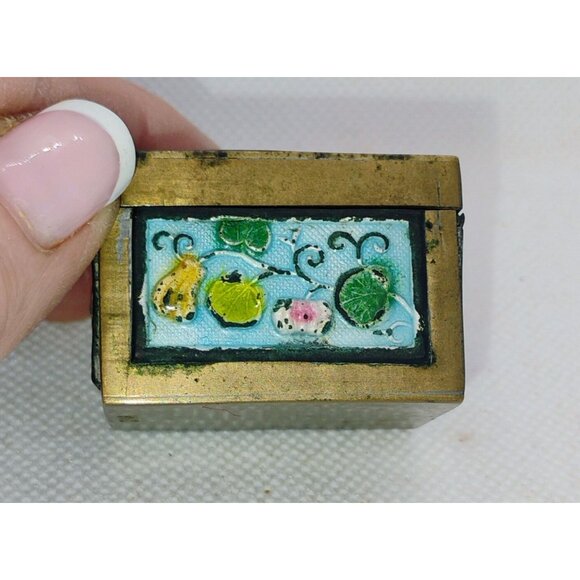 Vtg Chinese Cloisonné Enamel Brass Stamp Box Trinket Pill Floral Lilypad Design - Picture 2 of 11